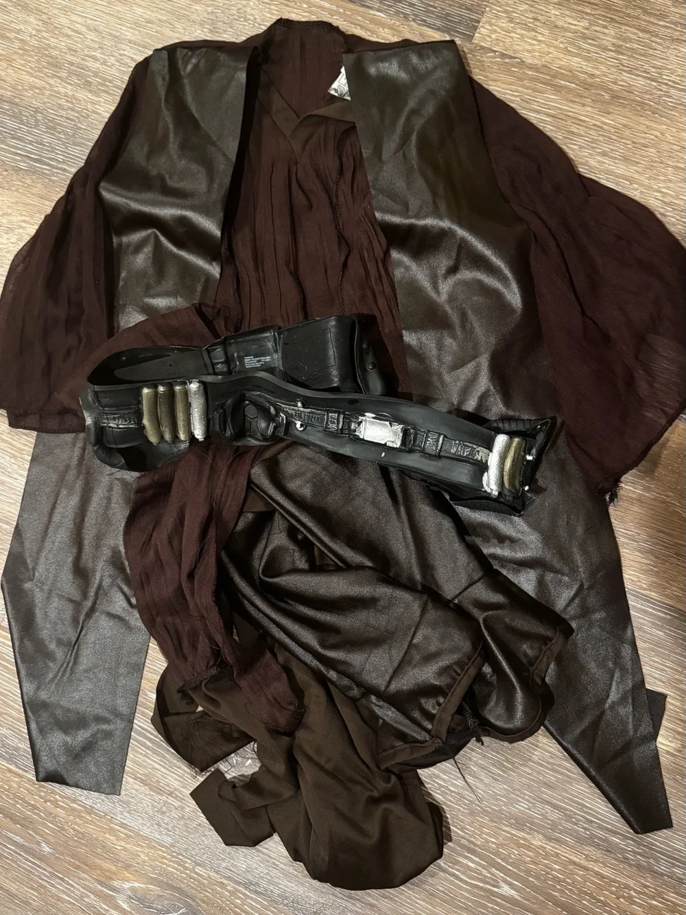 Anakin Skywalker Halloween Costume. Size Small 4-6